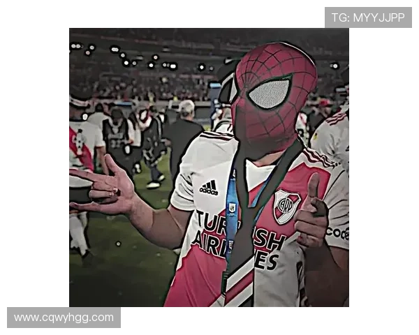 足球明星创意合照头像大赏展现球场魅力与个性风采