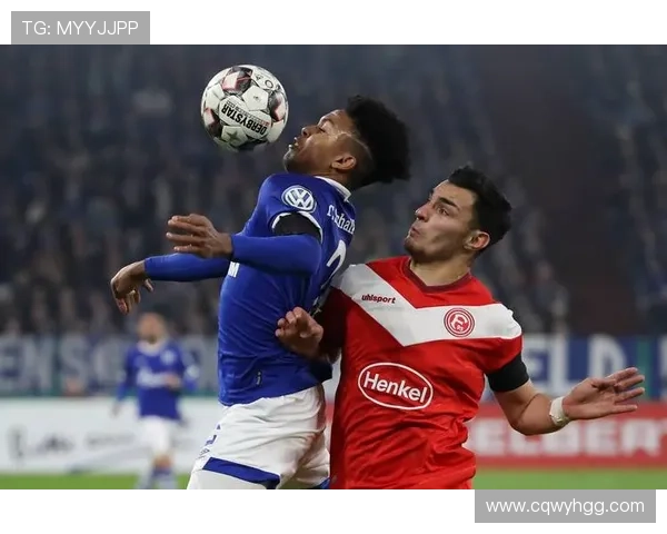 鹿晗携手足球明星共赴绿茵场展现激情与技巧的精彩对决 鹿晗携手足球明星共赴绿茵场展现激情与技巧的精彩对决